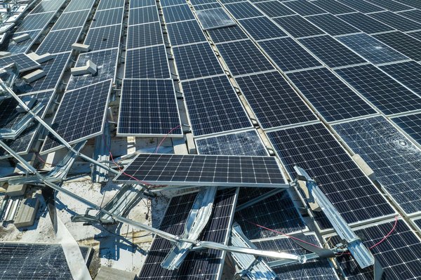 Assurance pour panneaux photovoltaïques : combien cela coûte ?
