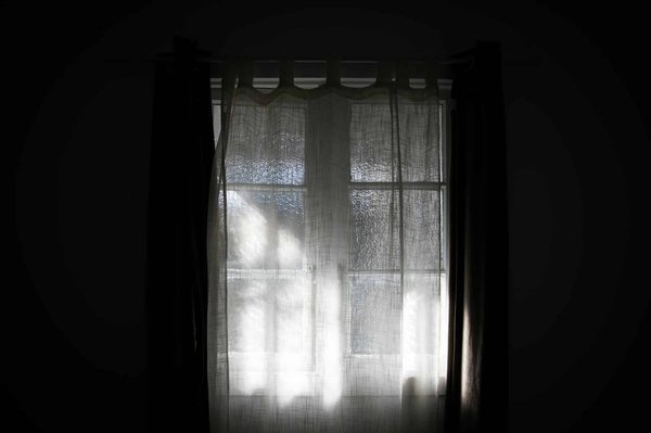 Rideau pour petite fenêtre : pour une décoration réussie